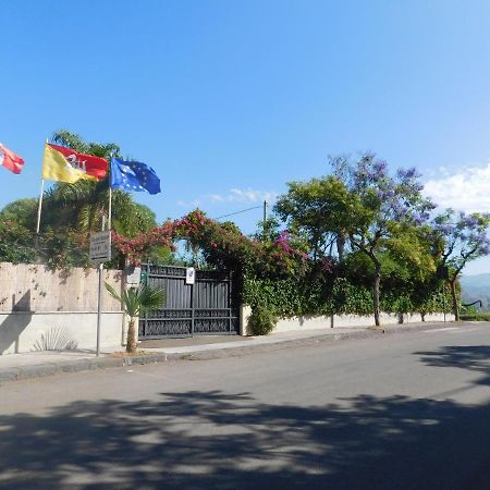 פיומפרדו די סיציליה Villa Delle Vacanze מראה חיצוני תמונה