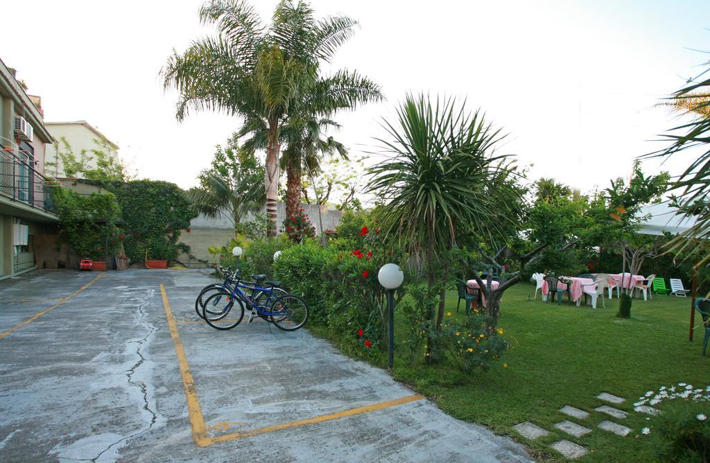 פיומפרדו די סיציליה Villa Delle Vacanze מראה חיצוני תמונה