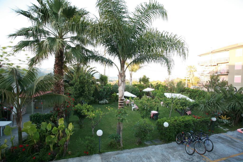 פיומפרדו די סיציליה Villa Delle Vacanze מראה חיצוני תמונה