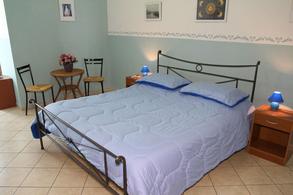 פיומפרדו די סיציליה Villa Delle Vacanze מראה חיצוני תמונה