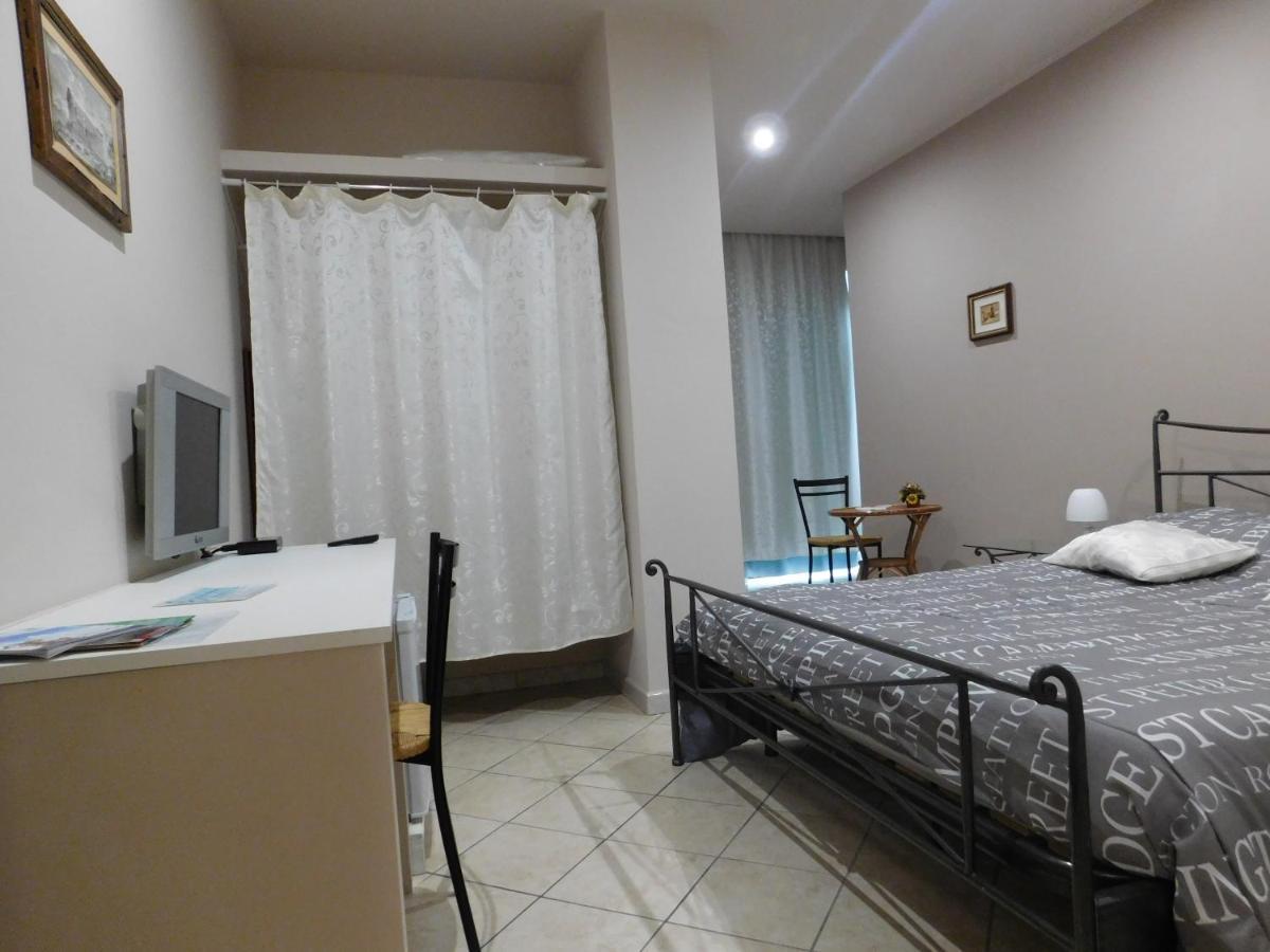 פיומפרדו די סיציליה Villa Delle Vacanze מראה חיצוני תמונה