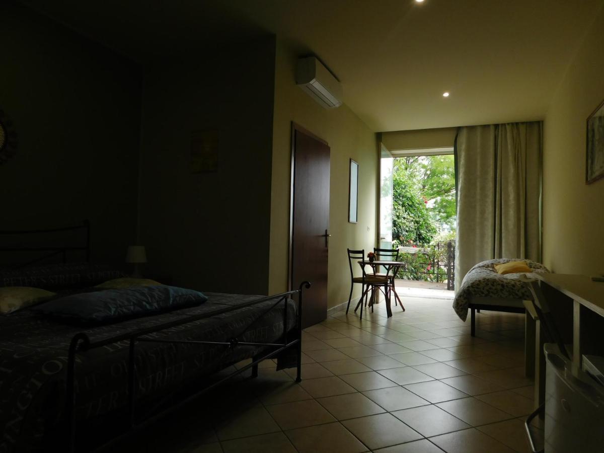פיומפרדו די סיציליה Villa Delle Vacanze מראה חיצוני תמונה